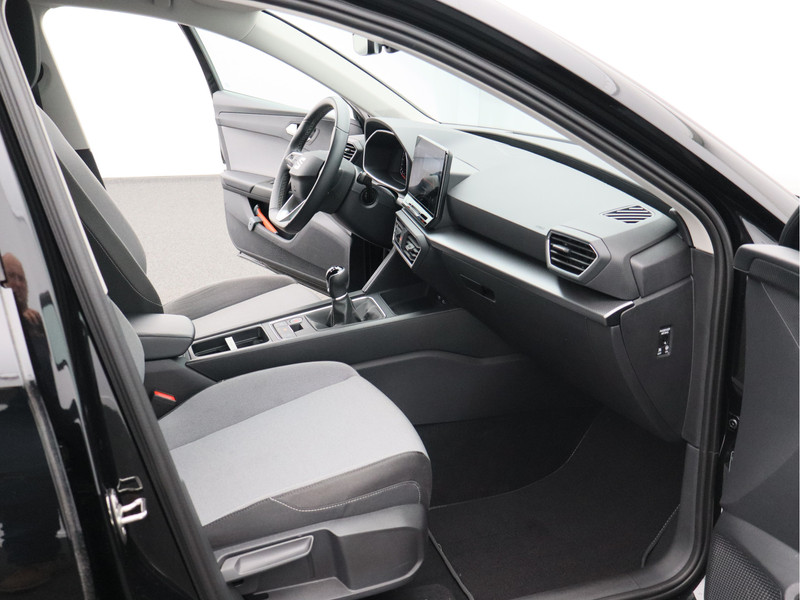 SEAT Leon Sportstourer 1.0 TSI Style Business Intense/ lage km!
