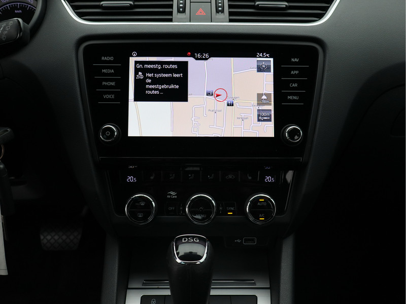 Škoda Octavia Combi 1.5 TSI Greentech Business Edition/ automaat!