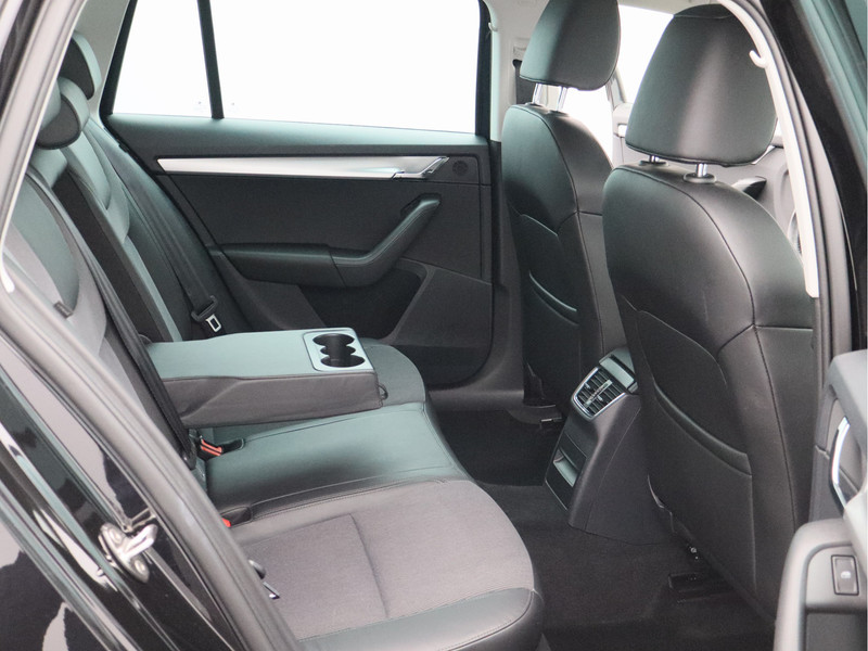 Škoda Octavia Combi 1.5 TSI Greentech Business Edition/ automaat!