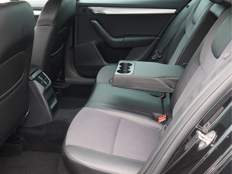 Škoda Octavia Combi 1.5 TSI Greentech Business Edition/ automaat!