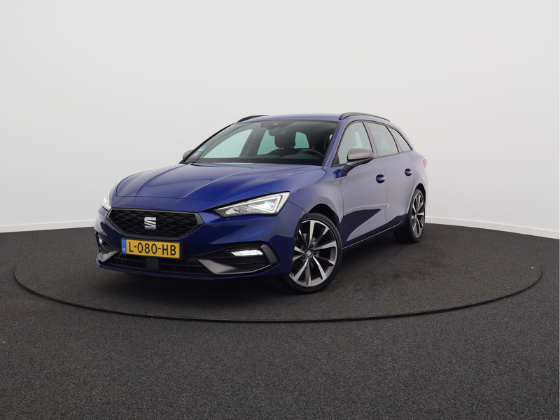 SEAT Leon Sportstourer 1.5 eTSI FR Business Intense/ lage km/ trekhaak!