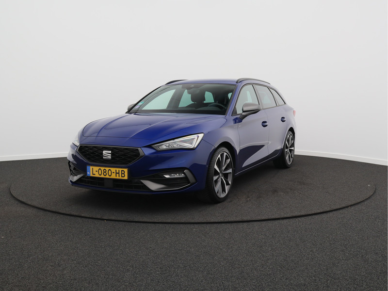 SEAT Leon Sportstourer 1.5 eTSI FR Business Intense/ lage km/ trekhaak!