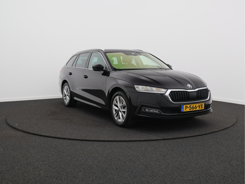 Škoda Octavia Combi 1.5 e-TSI Business Edition Plus/ automaat/ schuifdak!