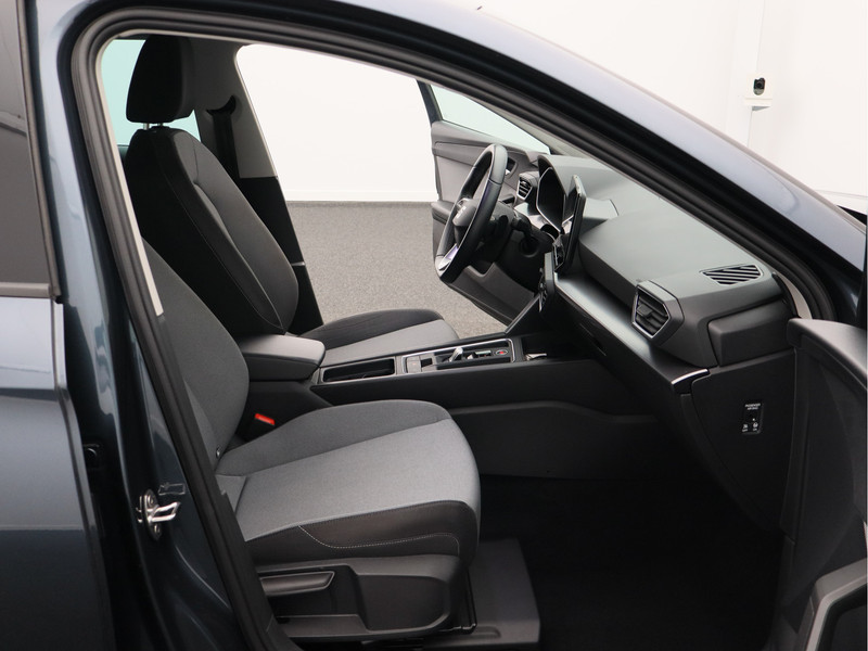 SEAT Leon Sportstourer 1.0 eTSI Style Business Intense/ automaat!