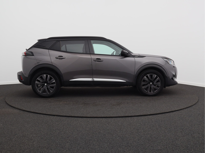 Peugeot 2008 1.2 PureTech GT/ automaat/ lage km/ trekhaak!