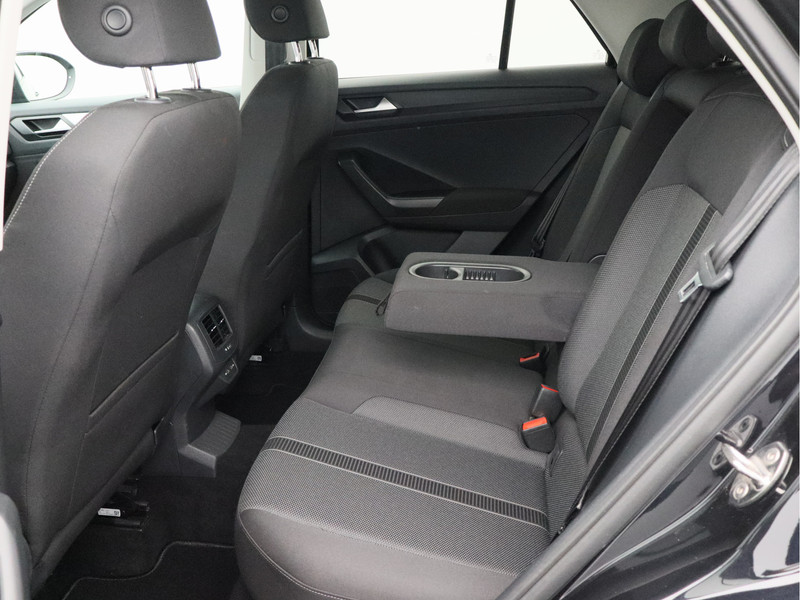 Volkswagen T-Roc 1.0 TSI Life Business/ lage km/ achteruitrijcamera!