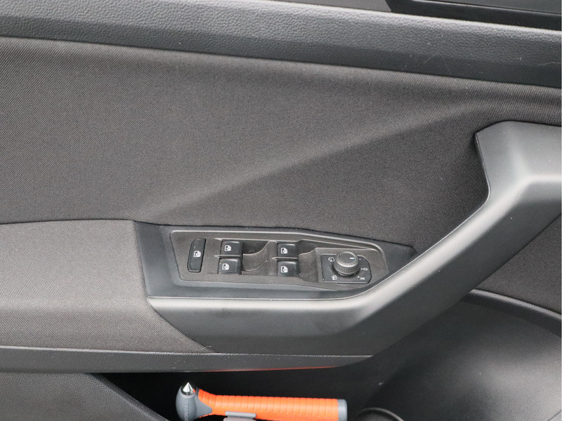 Volkswagen T-Roc 1.0 TSI Life Business/ lage km/ achteruitrijcamera!