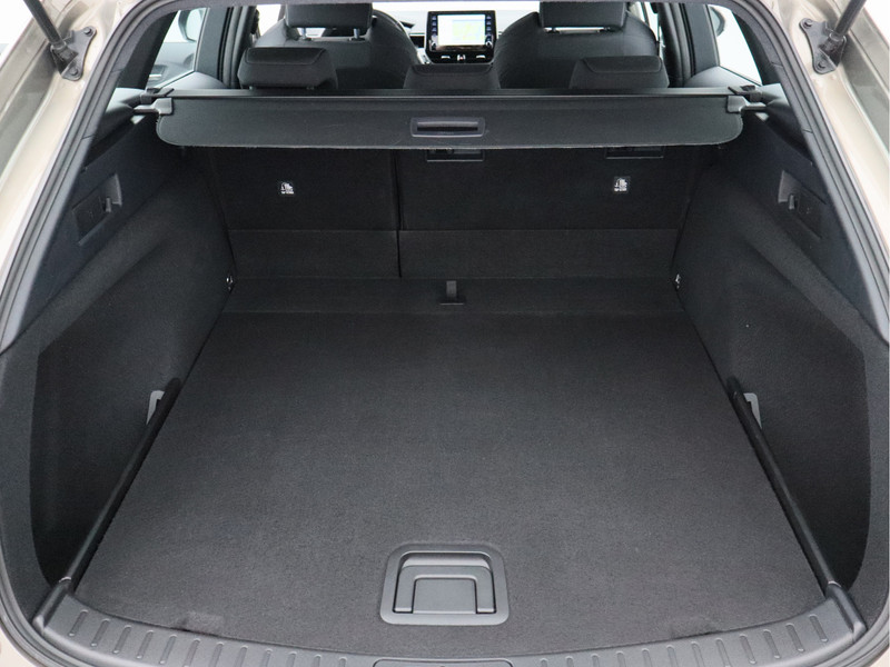 Toyota Corolla Touring Sports 1.8 Hybrid Active/ lage km/ zeer mooi!