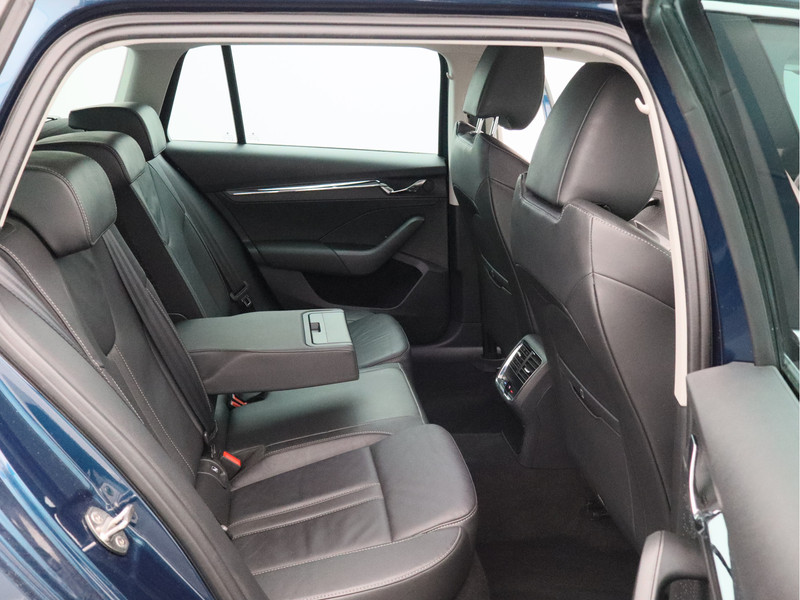 Škoda Octavia Combi 1.5 e-TSI Business Edition Plus/ automaat!
