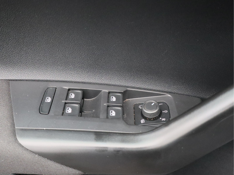 Volkswagen Polo 1.0 TSI Life Business/ lage km/ zeer mooi!