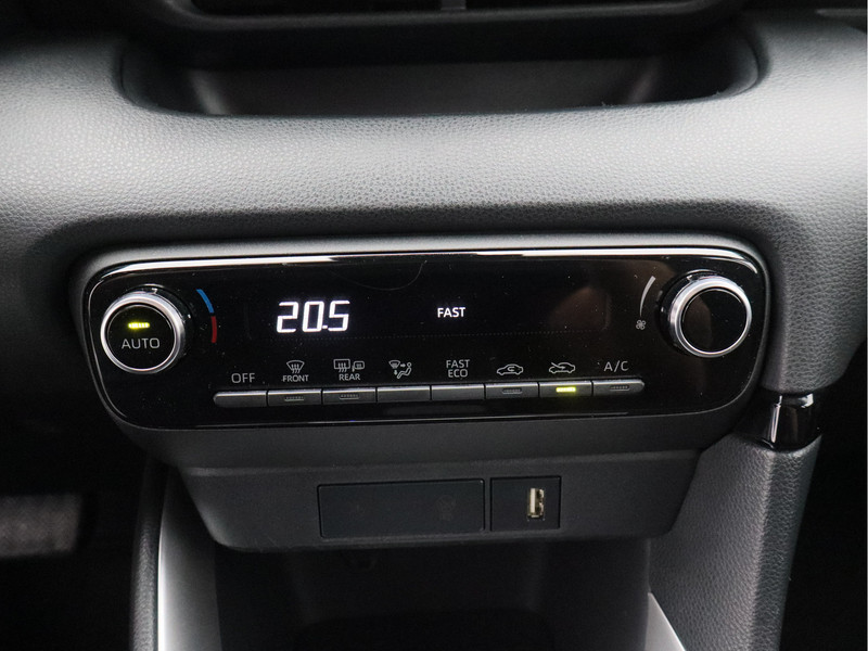 Toyota Yaris 1.5 Hybrid Active/ lage km/ zeer mooi!