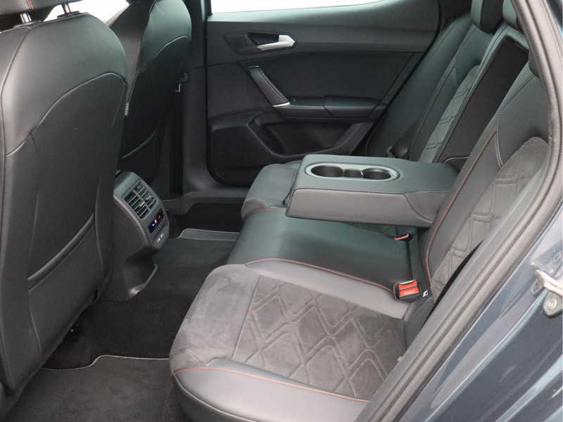 SEAT Leon 1.0 TSI FR Business Intense/ lage km/ zeer mooi!