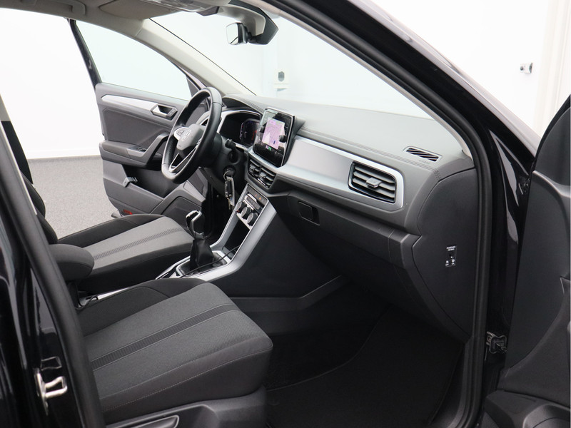 Volkswagen T-Roc 1.0 TSI Life/ lage km/ achteruitrijcamera/ zeer mooi!