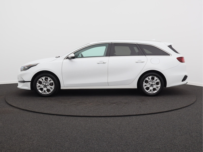 Kia Ceed Sportswagon 1.5 T-GDi DynamicPlusLine/ lage km/ trekhaak!