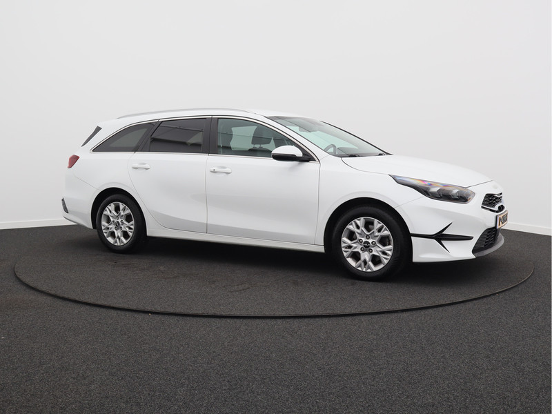 Kia Ceed Sportswagon 1.5 T-GDi DynamicPlusLine/ lage km/ trekhaak!