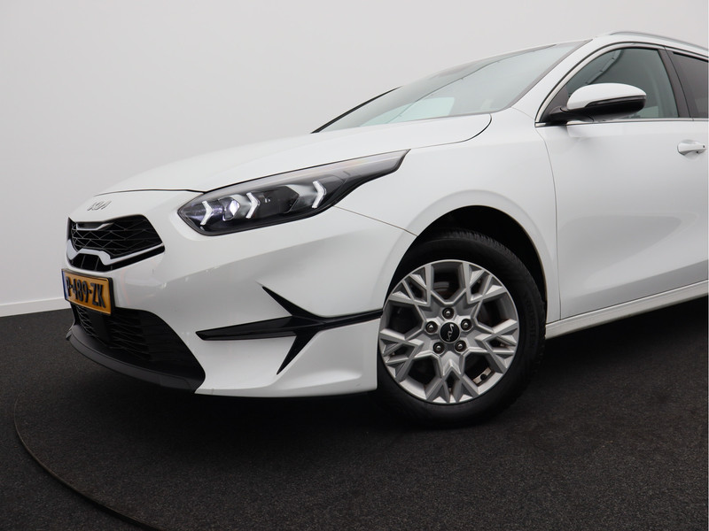 Kia Ceed Sportswagon 1.5 T-GDi DynamicPlusLine/ lage km/ trekhaak!