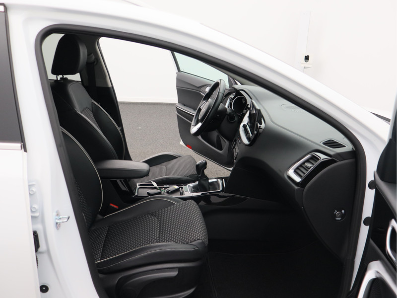 Kia Ceed Sportswagon 1.5 T-GDi DynamicPlusLine/ lage km/ trekhaak!