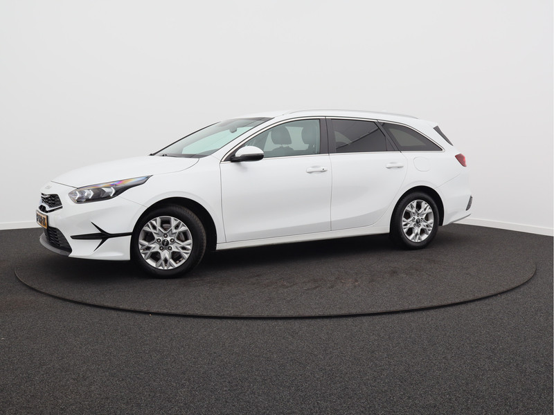 Kia Ceed Sportswagon 1.5 T-GDi DynamicPlusLine/ lage km/ trekhaak!