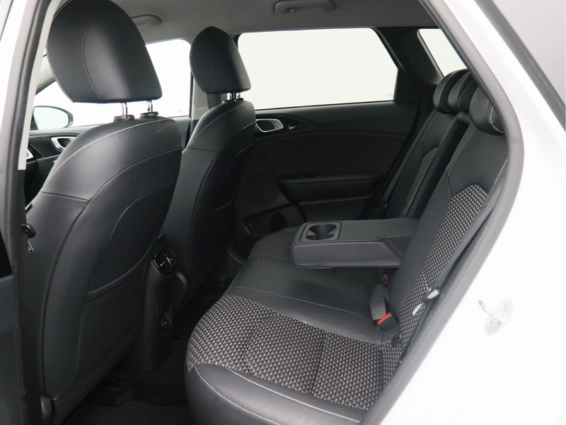 Kia Ceed Sportswagon 1.5 T-GDi DynamicPlusLine/ lage km/ trekhaak!