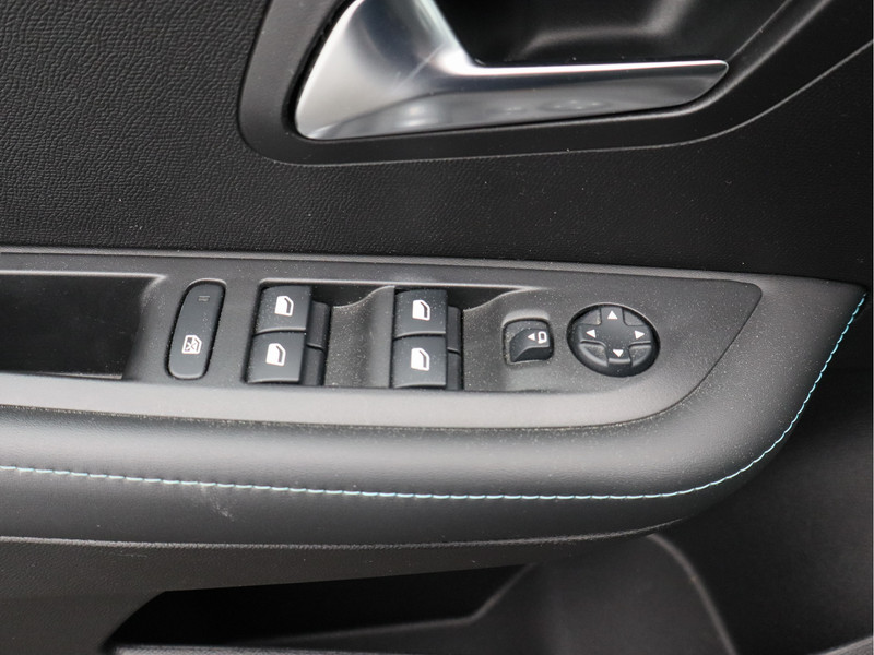 Peugeot 208 1.2 PureTech Allure Pack/ unieke km/ camera/ 100PK!