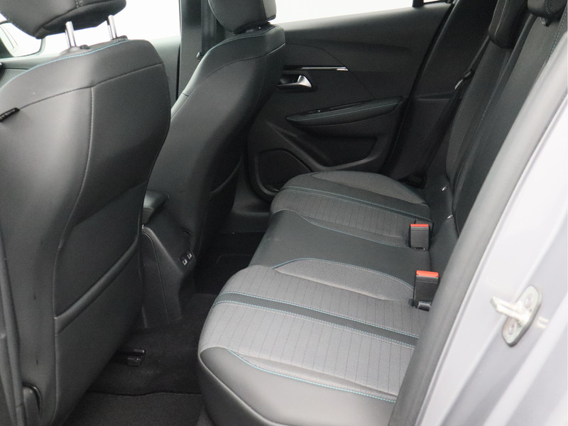 Peugeot 208 1.2 PureTech Allure Pack/ compleet/ 100PK!