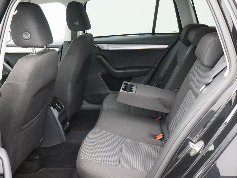 Škoda Octavia Combi 1.0 TSI Greentech Ambition/ trekhaak/ zeer mooi!