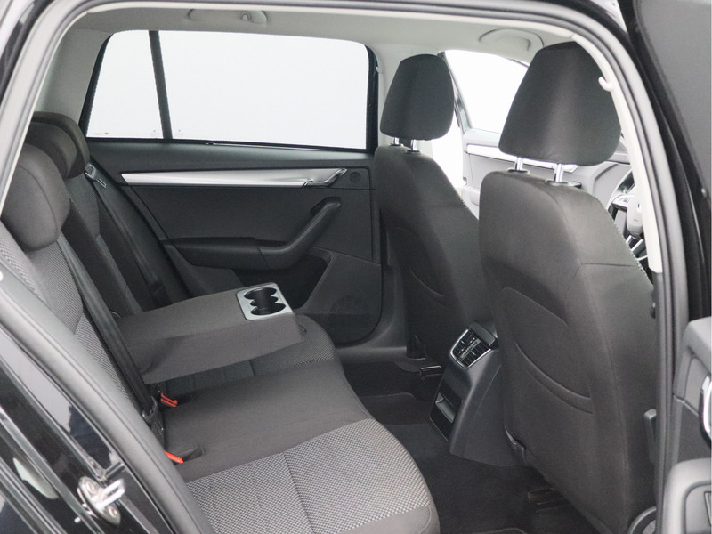 Škoda Octavia Combi 1.0 TSI Greentech Ambition/ trekhaak/ zeer mooi!