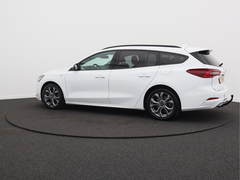 Ford Focus Wagon 1.0 EcoBoost Hybrid ST Line/ trekhaak/ compleet!