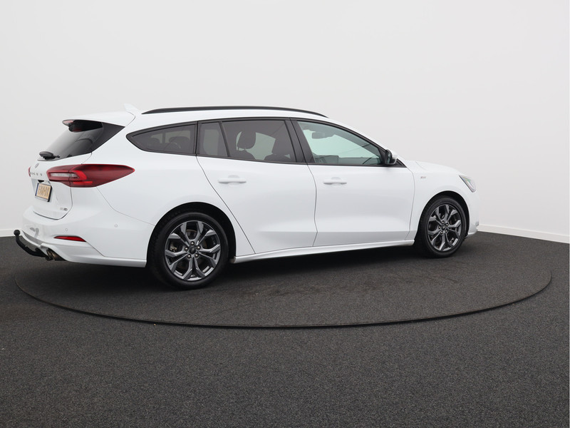 Ford Focus Wagon 1.0 EcoBoost Hybrid ST Line/ trekhaak/ compleet!