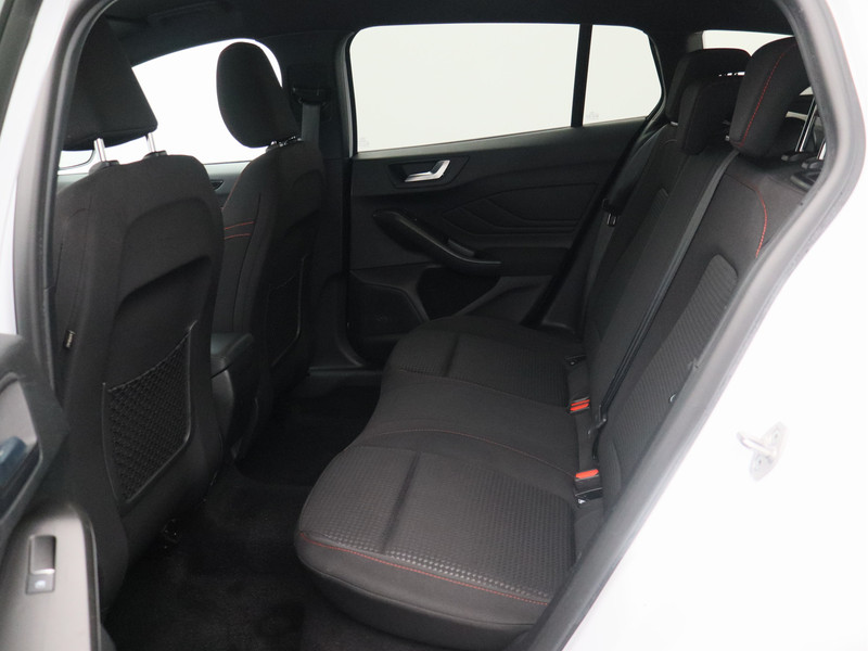 Ford Focus Wagon 1.0 EcoBoost Hybrid ST Line/ trekhaak/ compleet!
