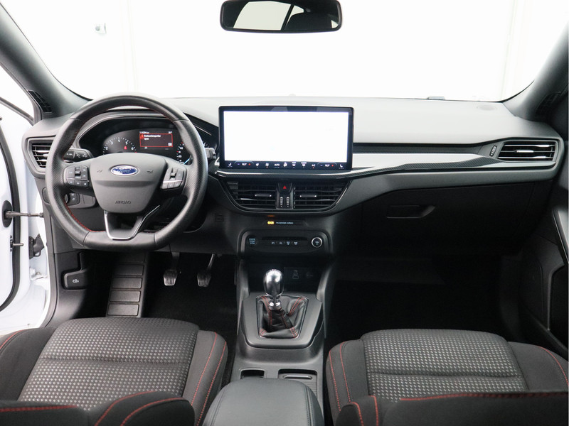 Ford Focus Wagon 1.0 EcoBoost Hybrid ST Line/ trekhaak/ compleet!