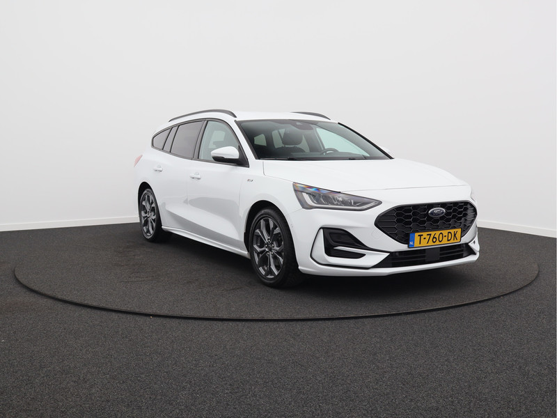 Ford Focus Wagon 1.0 EcoBoost Hybrid ST Line/ trekhaak/ compleet!