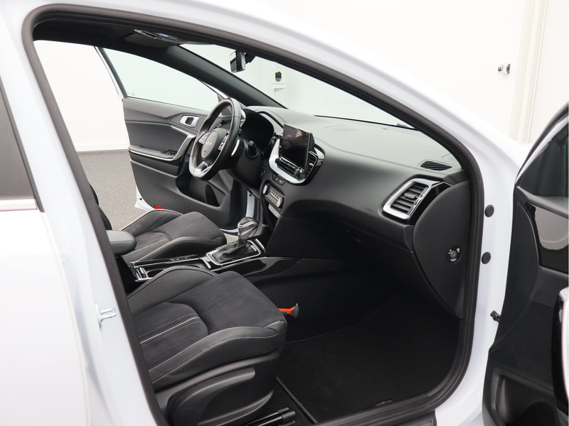 Kia Ceed Sportswagon 1.5 T-GDi GT-Line/ schuifdak/ automaat/ zeer mooi!