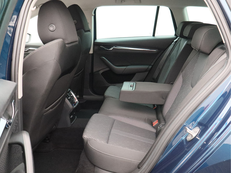 Škoda Octavia Combi 1.0 e-TSI Business Edition Plus/ automaat/ compleet!