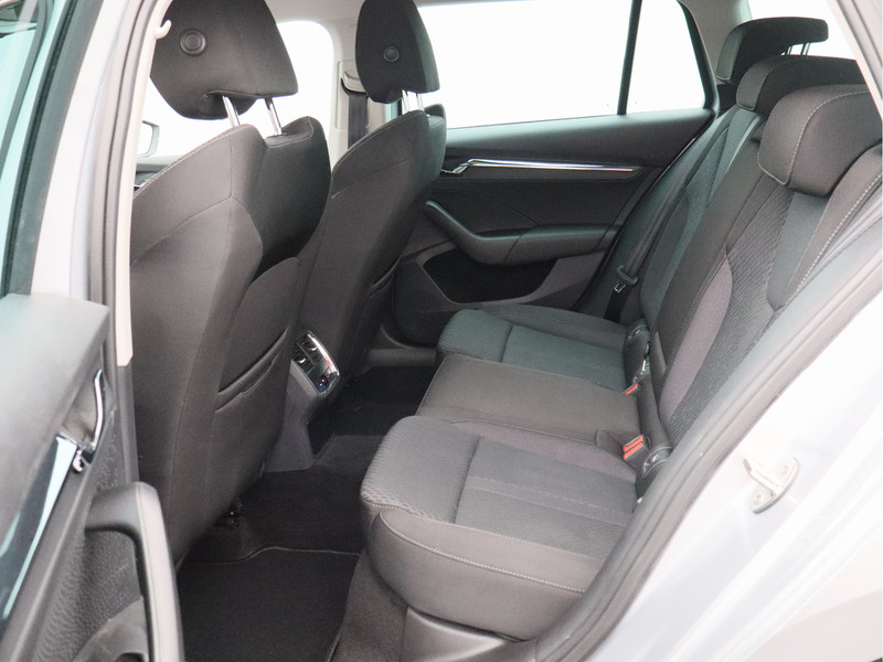 Škoda Octavia Combi 1.0 e-TSI Business Edition Plus/ trekhaak/ zeer mooi!