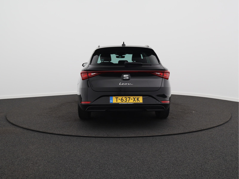 SEAT Leon Sportstourer 1.0 TSI Style Business Intense/ lage km/ compleet!