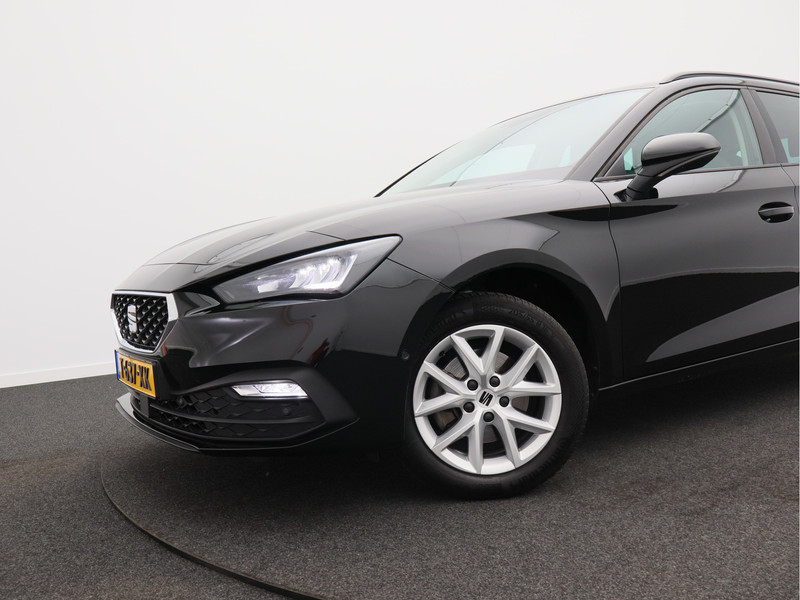 SEAT Leon Sportstourer 1.0 TSI Style Business Intense/ lage km/ compleet!