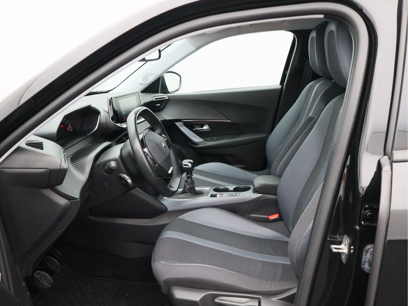 Peugeot 2008 1.2 PureTech Blue Lease Allure/ lage km/ zeer mooi!