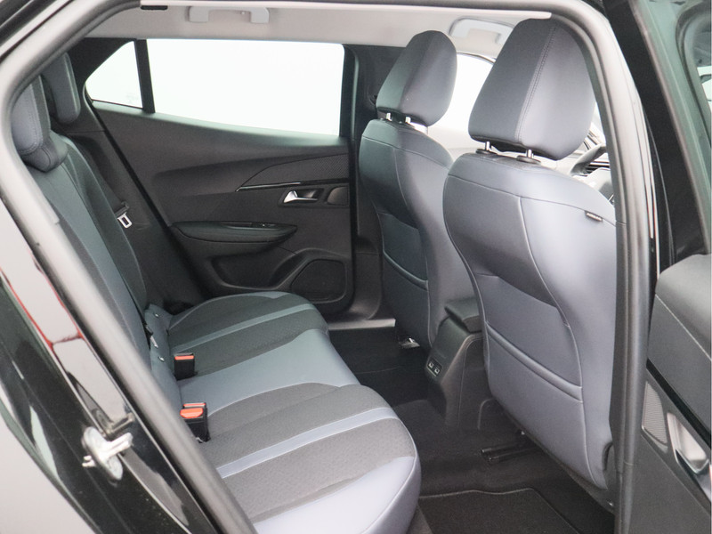 Peugeot 2008 1.2 PureTech Blue Lease Allure/ lage km/ zeer mooi!
