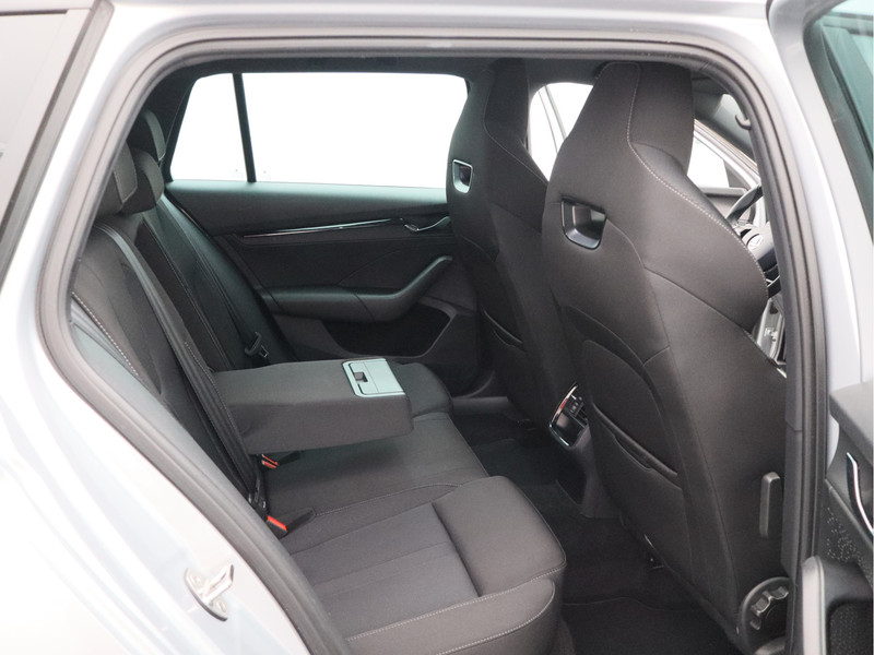 Škoda Octavia Combi 1.0 TSI Sport Business/ trekhaak/ zeer mooi!