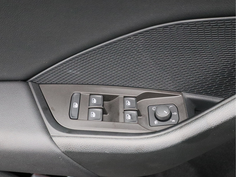 Škoda Octavia Combi 1.0 e-TSI Business Edition/ lage km/ trekhaak!