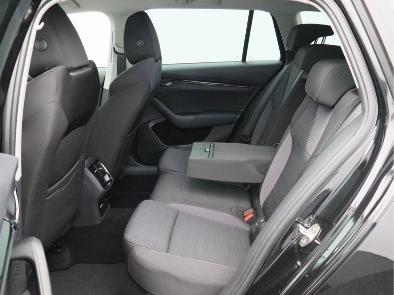Škoda Octavia Combi 1.0 e-TSI Business Edition/ lage km/ trekhaak!