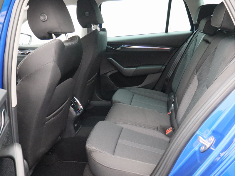 Škoda Octavia Combi 1.5 e-TSI Business Edition Plus/ lage km/ trekhaak!