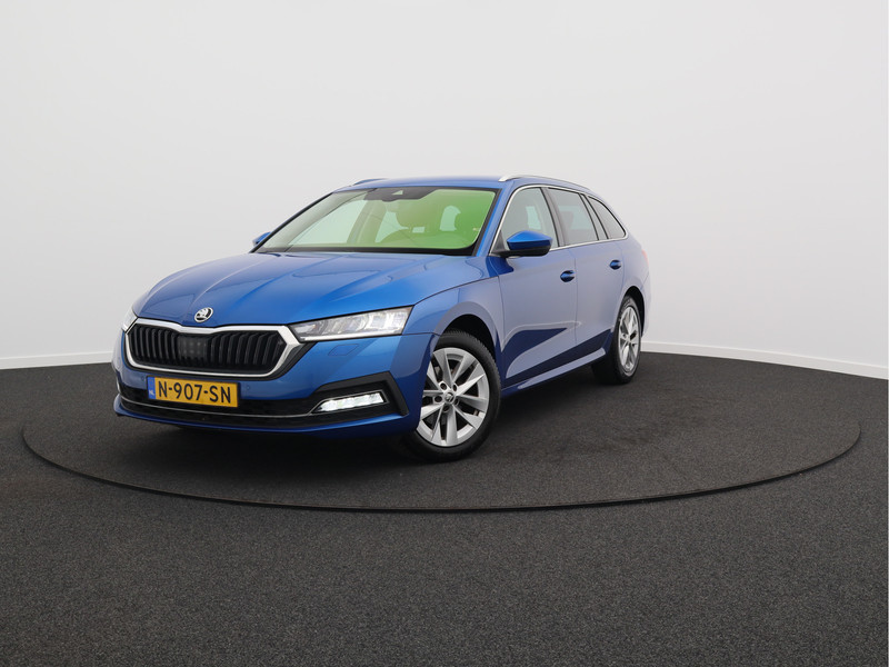 Škoda Octavia Combi 1.5 e-TSI Business Edition Plus/ lage km/ trekhaak!