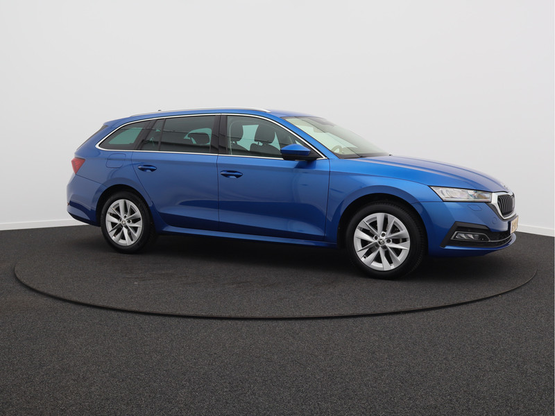 Škoda Octavia Combi 1.5 e-TSI Business Edition Plus/ lage km/ trekhaak!