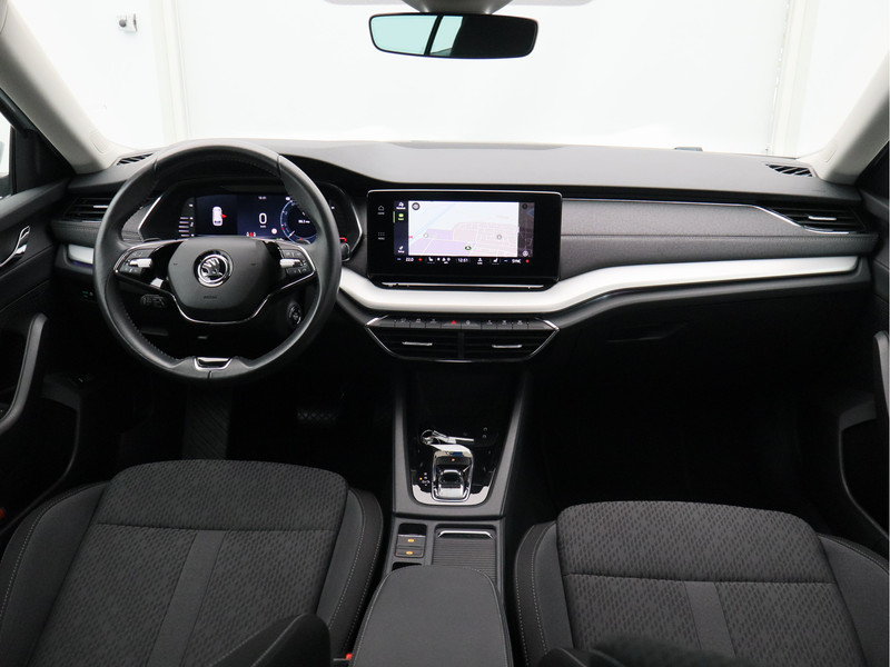 Škoda Octavia Combi 1.5 e-TSI Business Edition Plus/ trekhaak/ automaat!