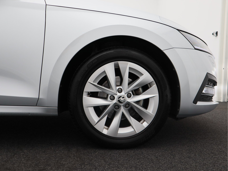 Škoda Octavia Combi 1.5 e-TSI Business Edition Plus/ trekhaak/ automaat!