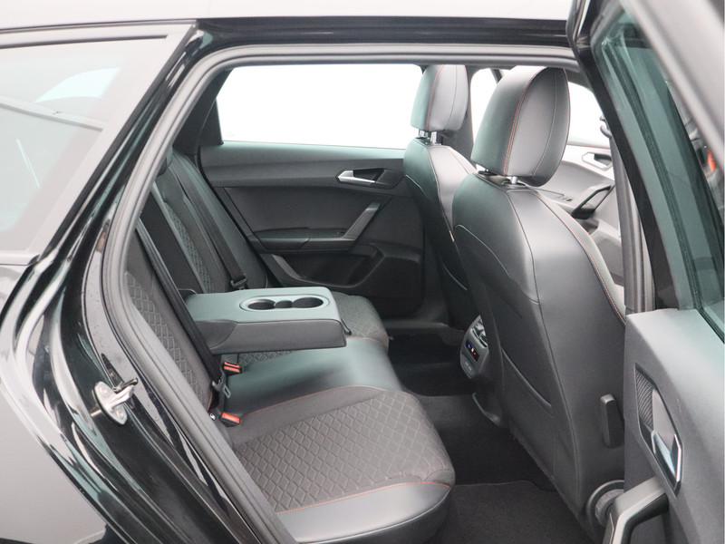 SEAT Leon Sportstourer 1.0 eTSI FR Business Intense/ automaat/ schuifdak!