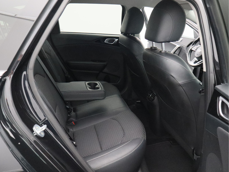 Kia Ceed Sportswagon 1.5 T-GDi DynamicPlusLine/ lage km/ trekhaak!