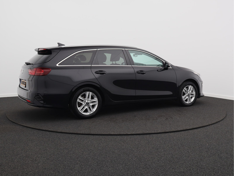 Kia Ceed Sportswagon 1.5 T-GDi DynamicPlusLine/ lage km/ trekhaak!